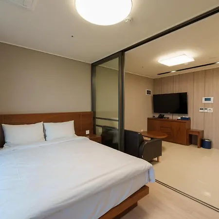 Hotel The Blue Terra Sokcho Exterior photo
