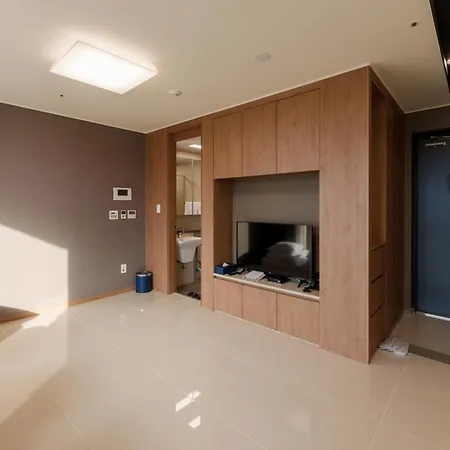 Hotel The Blue Terra Sokcho Exterior photo